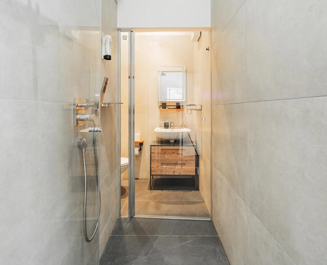 Classy Modern Studio - Free Parking 维也纳